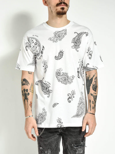 Weißes T-Shirt mit Bandana