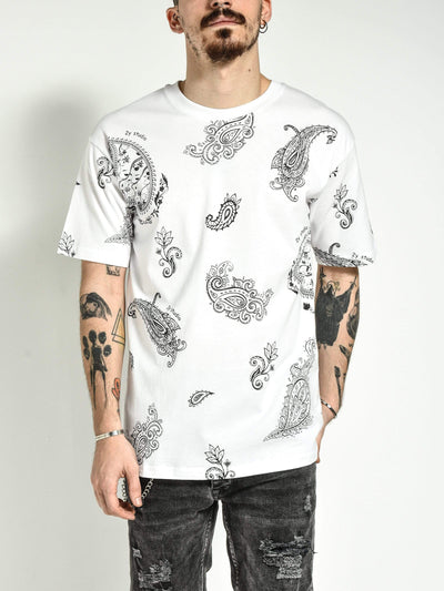 Weißes T-Shirt mit Bandana